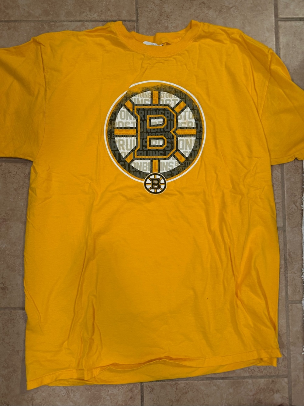 Boston Bruins Yellow Logo T-Shirt